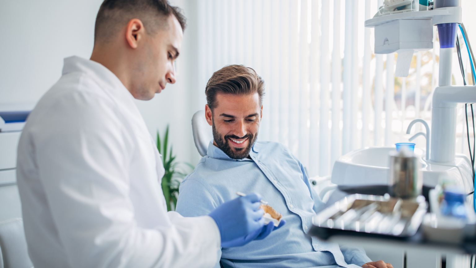 How to Choose the Best Cosmetic Dentist in Scottsdale